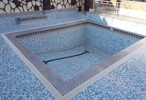 Porcelain-pool-tile کاشی پرسلان استخری بلاط بورسلان للمسابح